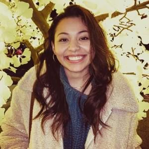 Meet your Posher, Alejandra